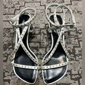 Louis Vuitton heels size 5.5-6
